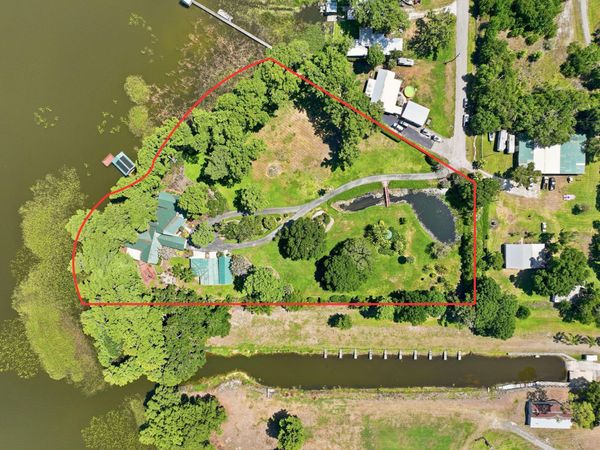 200 Windy Point Road, Lake Placid, FL 33852