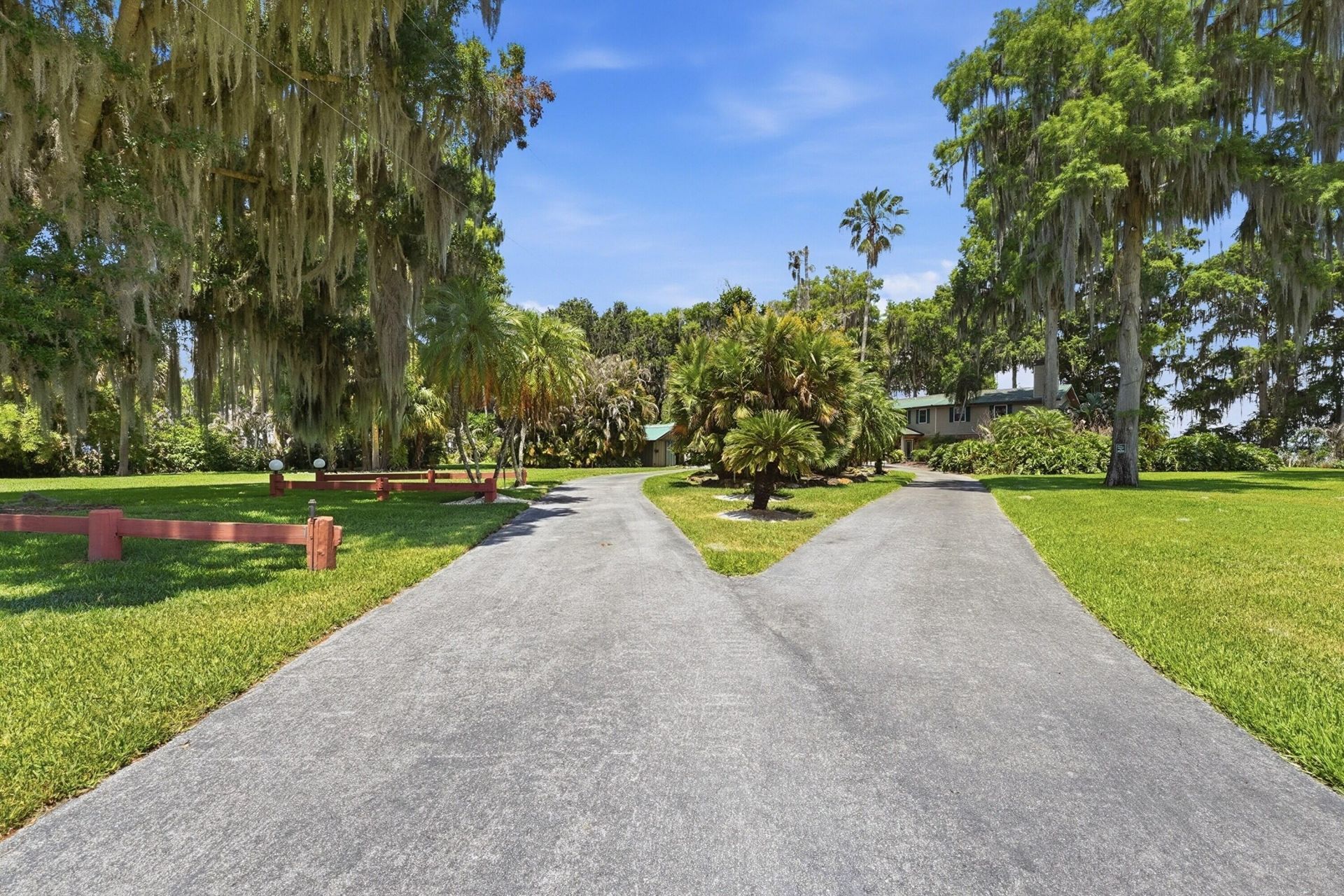 200 Windy Point Road, Lake Placid, FL 33852 Photo