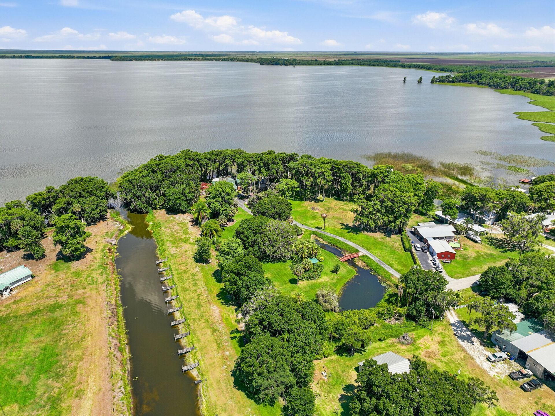 200 Windy Point Road, Lake Placid, FL 33852 Photo