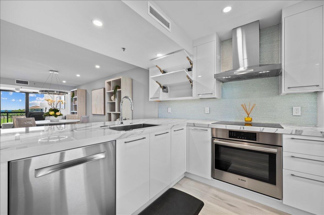 201 S Seas Drive, Unit 503, Jupiter, FL 33477 Photo