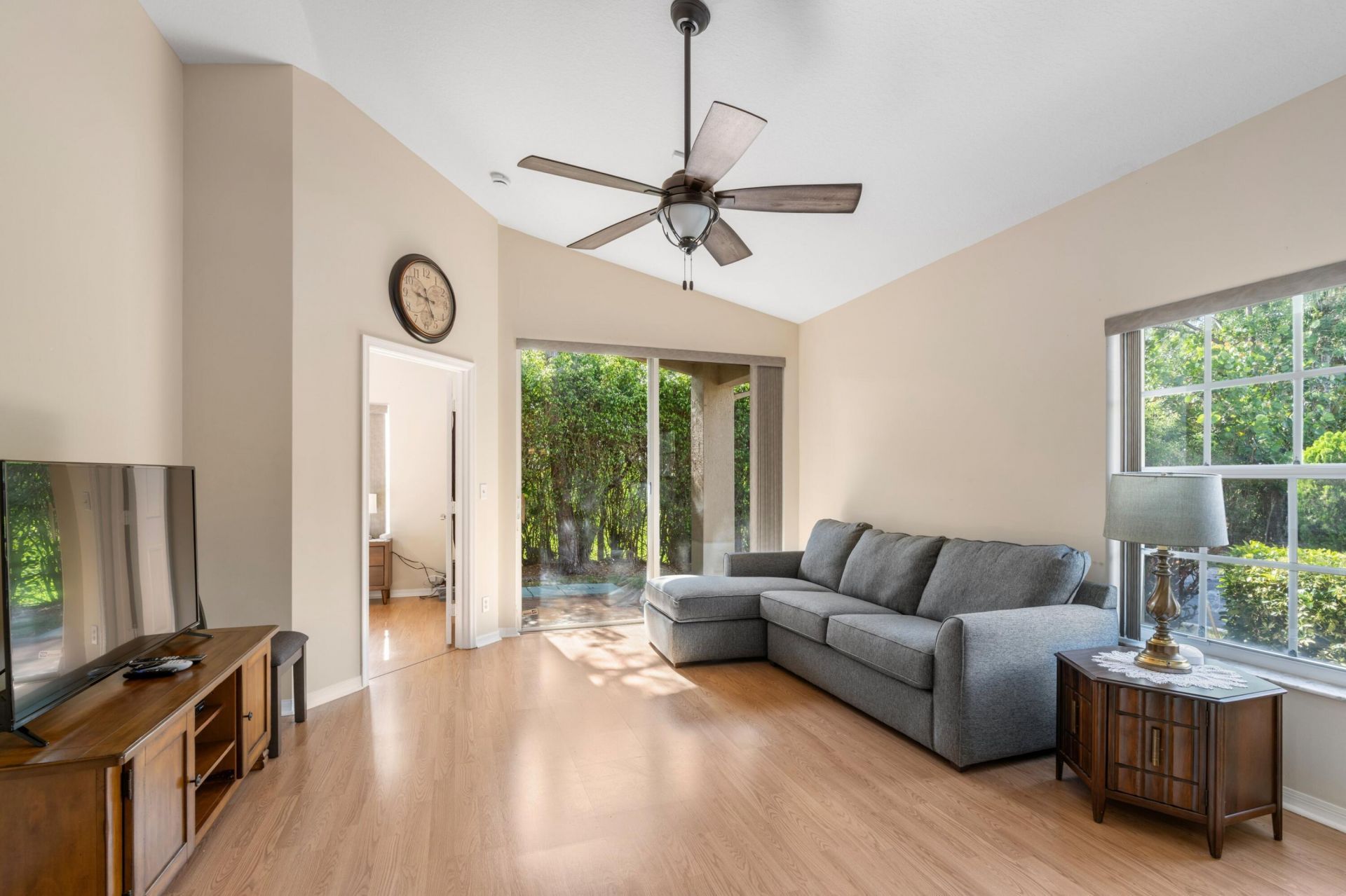 6402 Park Lake Circle, Boynton Beach, FL 33437 Photo