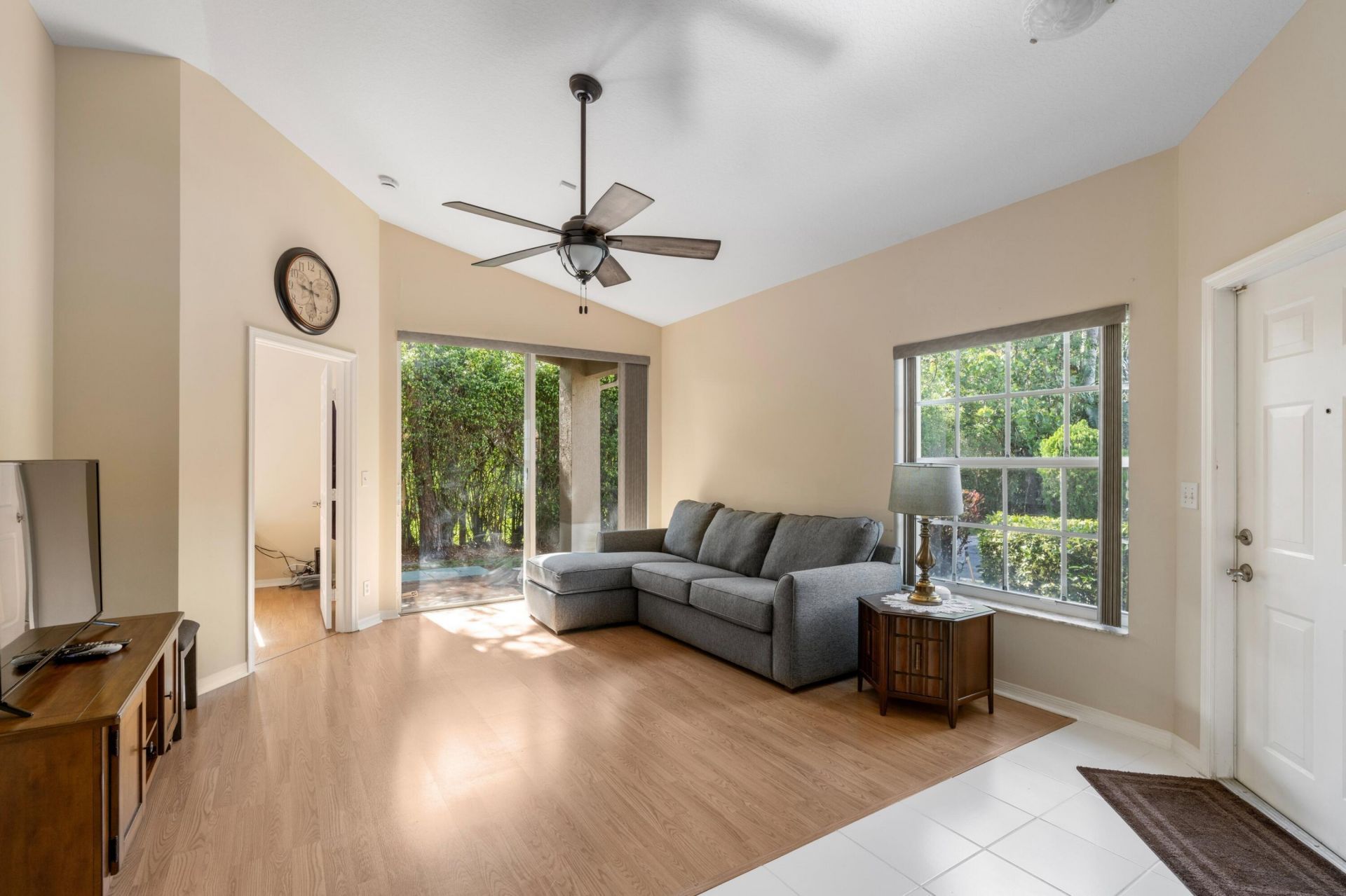 6402 Park Lake Circle, Boynton Beach, FL 33437 Photo