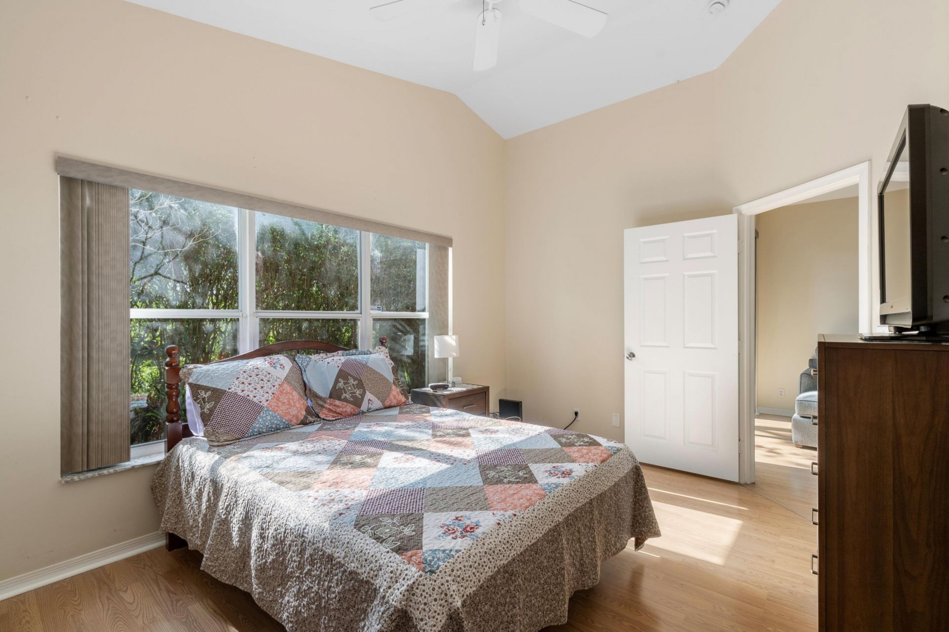 6402 Park Lake Circle, Boynton Beach, FL 33437 Photo