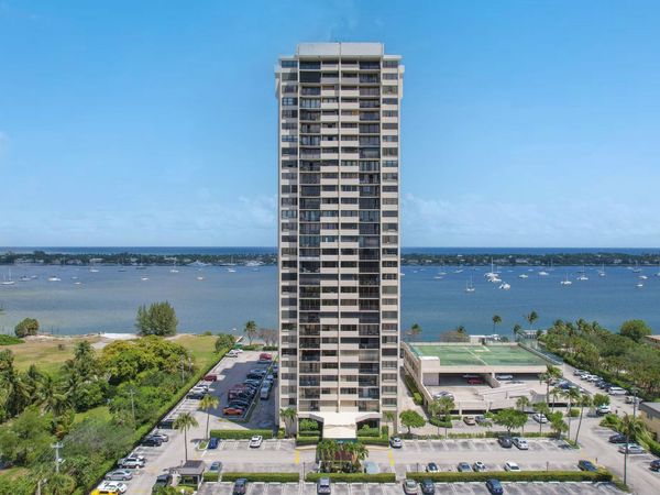 5600 N Flagler Drive, Unit 1803, West Palm Beach, FL 33407