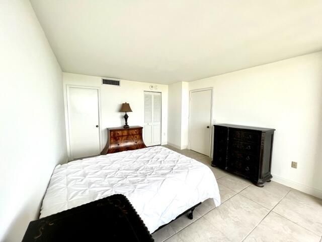 5600 N Flagler Drive, Unit 1803, West Palm Beach, FL 33407 Photo
