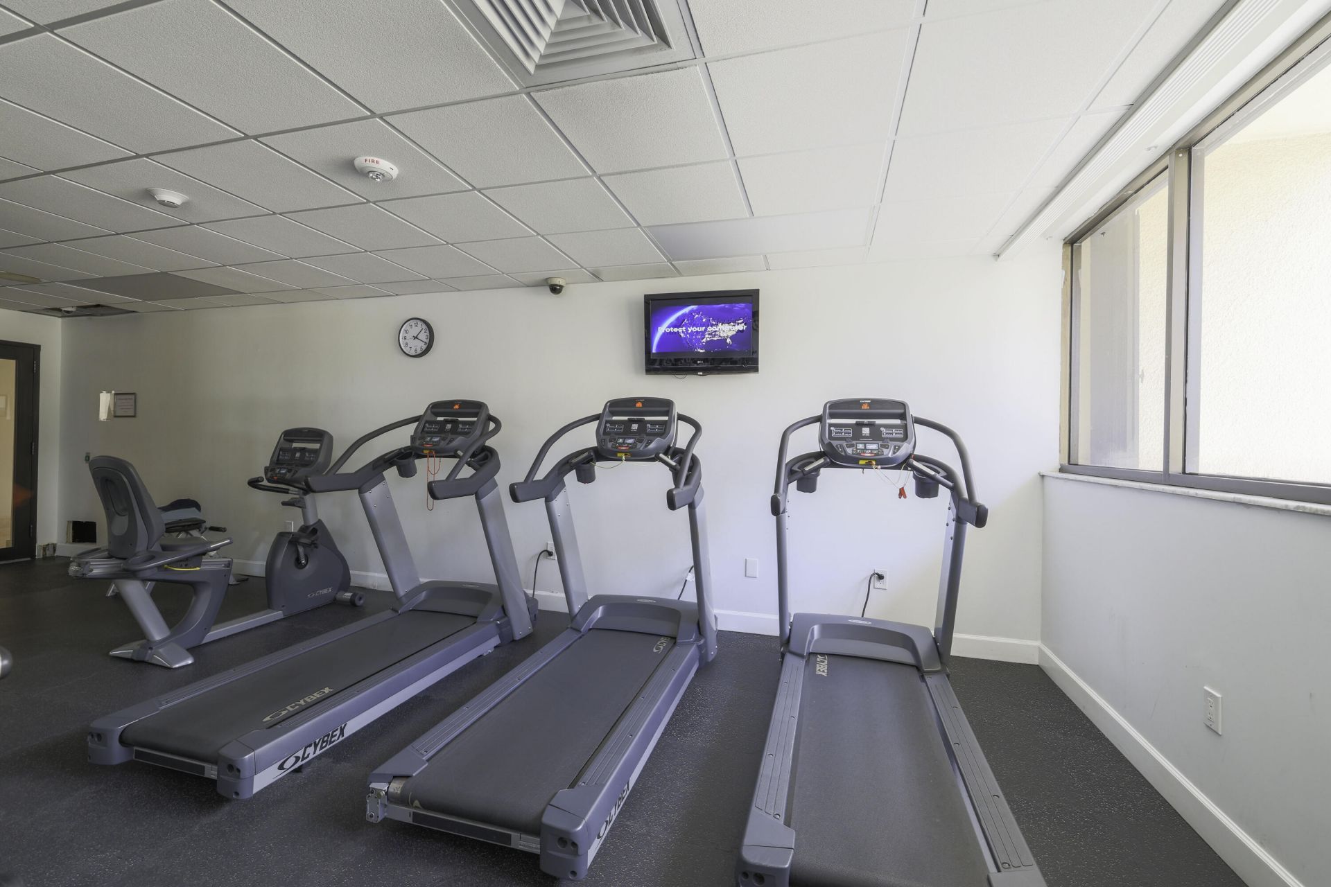 5600 N Flagler Drive, Unit 1803, West Palm Beach, FL 33407 Photo