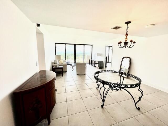 5600 N Flagler Drive, Unit 1803, West Palm Beach, FL 33407 Photo