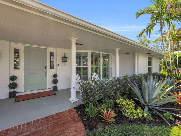 20 Bunker Place, Tequesta, FL 33469