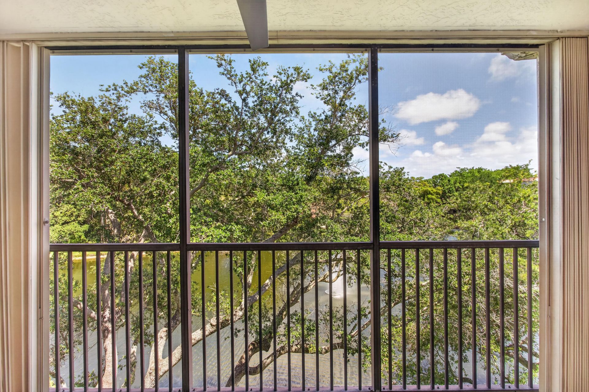 1862 Hammock Boulevard, Unit 416, Coconut Creek, FL 33063 Photo