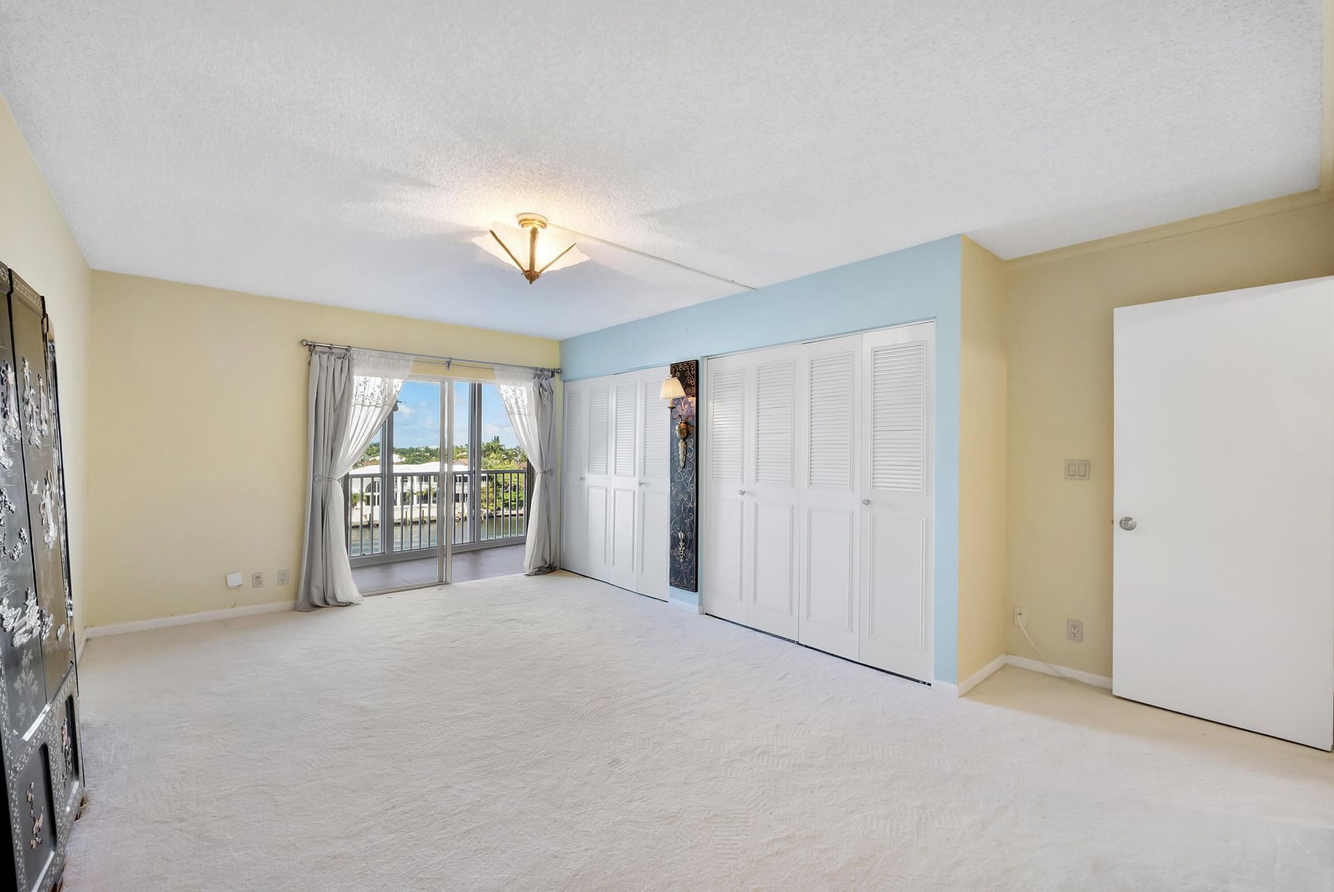 3310 S Ocean Boulevard, Unit 528-d, Highland Beach, FL 33487 Photo
