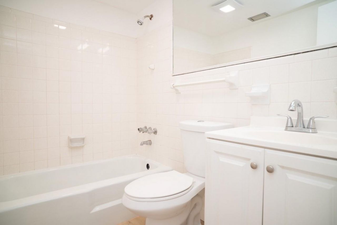 701 Pine Drive, Unit 107, Pompano Beach, FL 33060 Photo