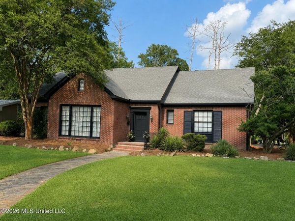 272 N Davis Street, Forest, MS 39074