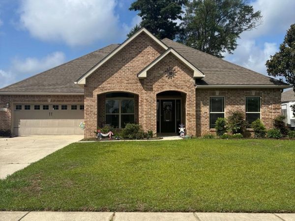 13103 Hawthorn Drive, Biloxi, MS 39532