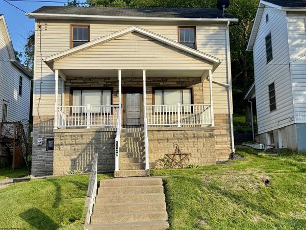 1129 Speedway Avenue, Fairmont, WV 26554