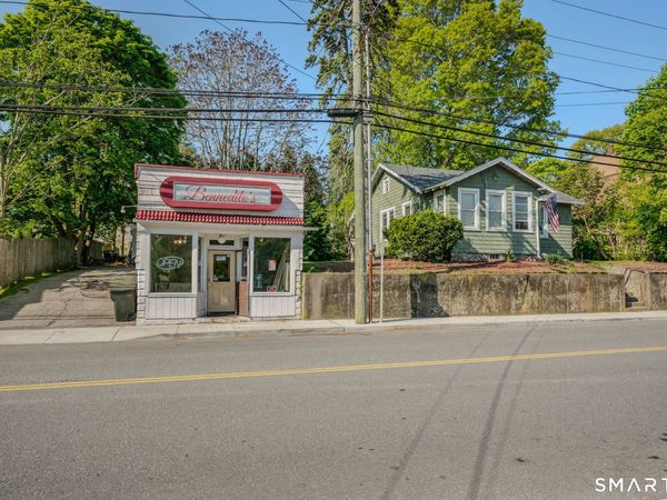 231 Poquonnock , Groton, CT 06340