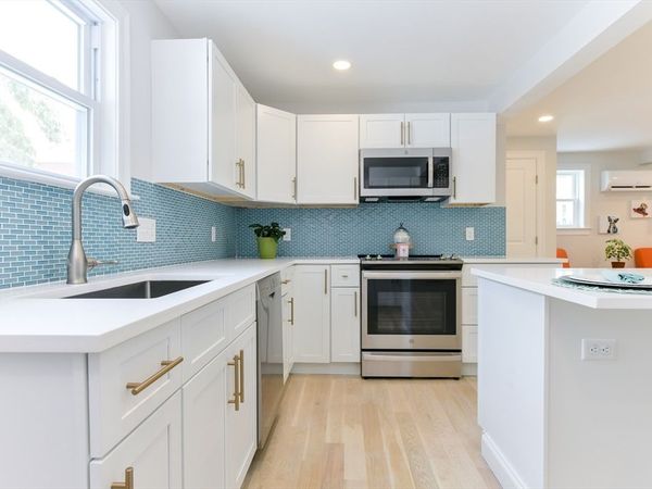 34 Underhill St, Unit 3, Winthrop, MA 02152