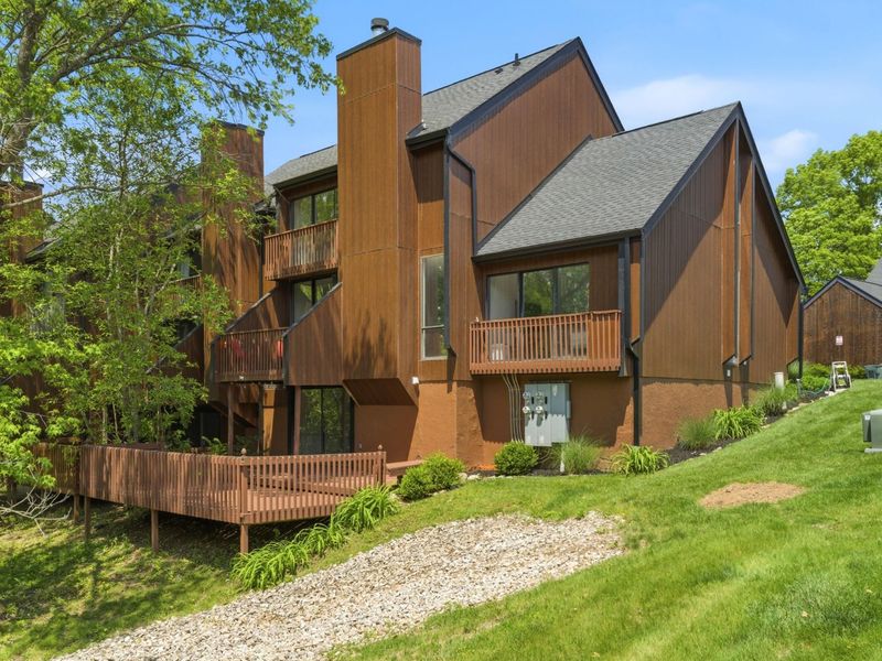 4857 Smoketalk Lane , Unit 1, Westerville, OH 43081 Photo 3