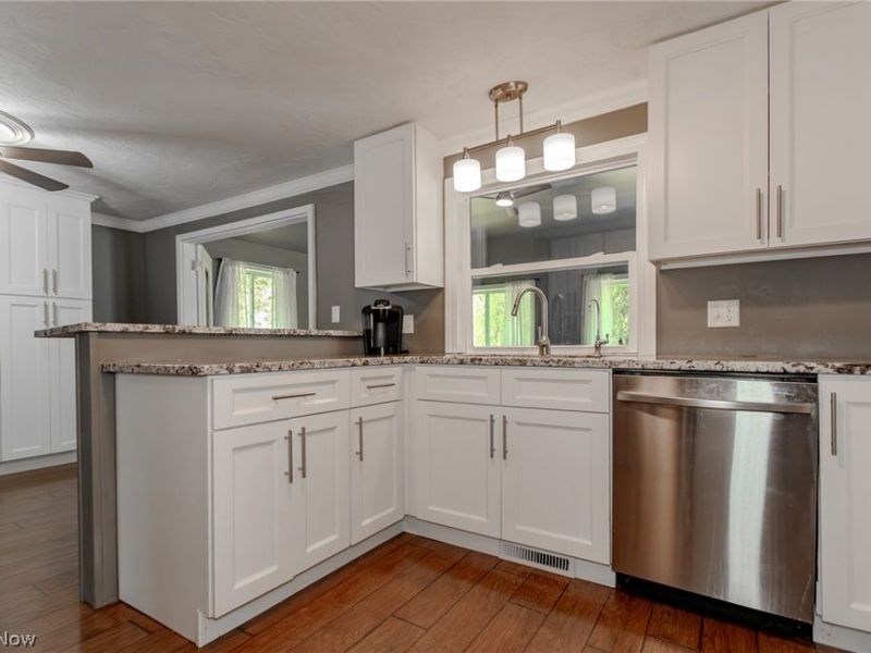 8550 Sharp Lane , Chesterland, OH 44026 Photo 3