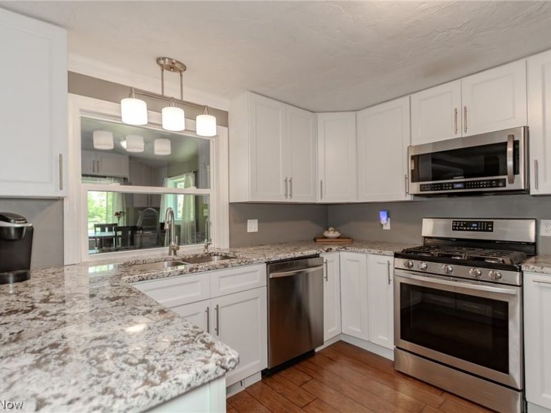 8550 Sharp Lane , Chesterland, OH 44026 Photo 5
