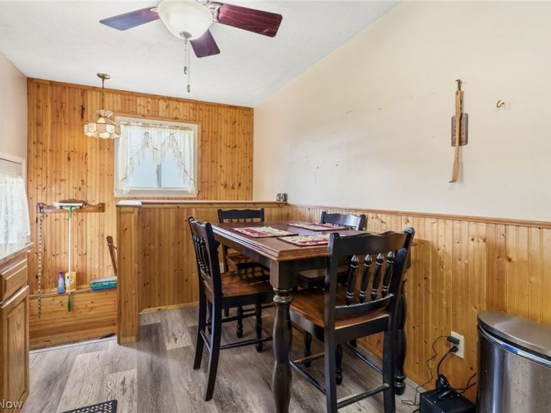 2534 Bollinger Avenue NE, Canton, OH 44705 Photo 11