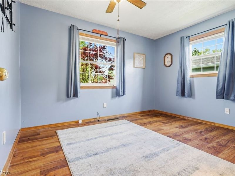 2534 Bollinger Avenue NE, Canton, OH 44705 Photo 15