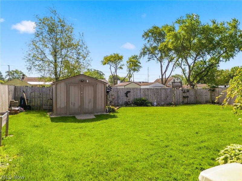 2534 Bollinger Avenue NE, Canton, OH 44705 Photo 28