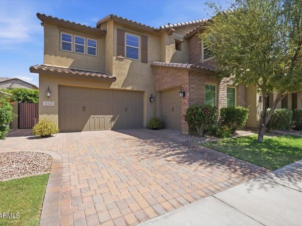 912 W KAIBAB Drive, Chandler, AZ 85248