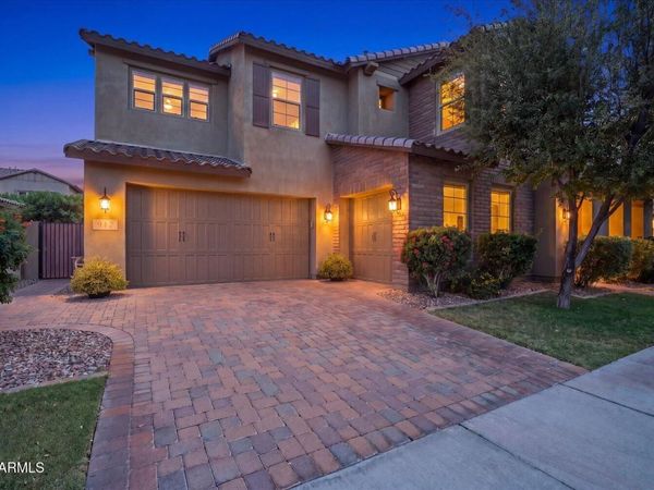 912 W KAIBAB Drive, Chandler, AZ 85248
