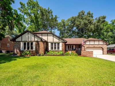 313 Fairington Drive, Summerville, SC 29485