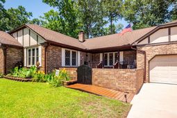 313 Fairington Drive photo 4