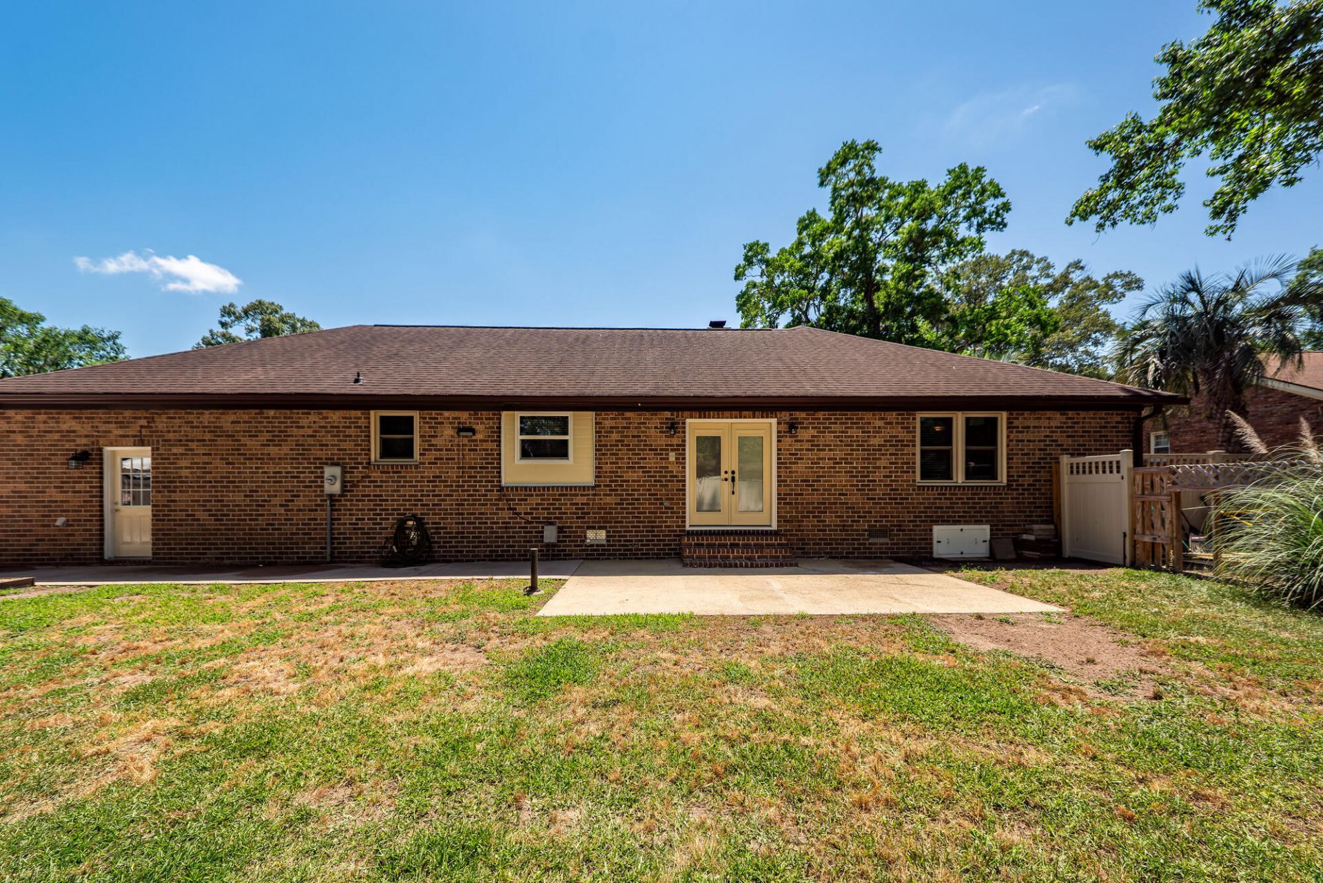 313 Fairington Drive Photo 25