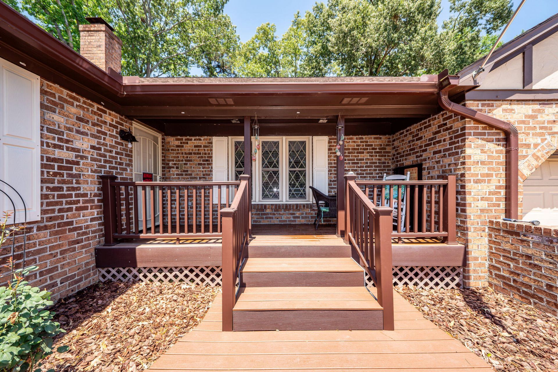 313 Fairington Drive Photo 4