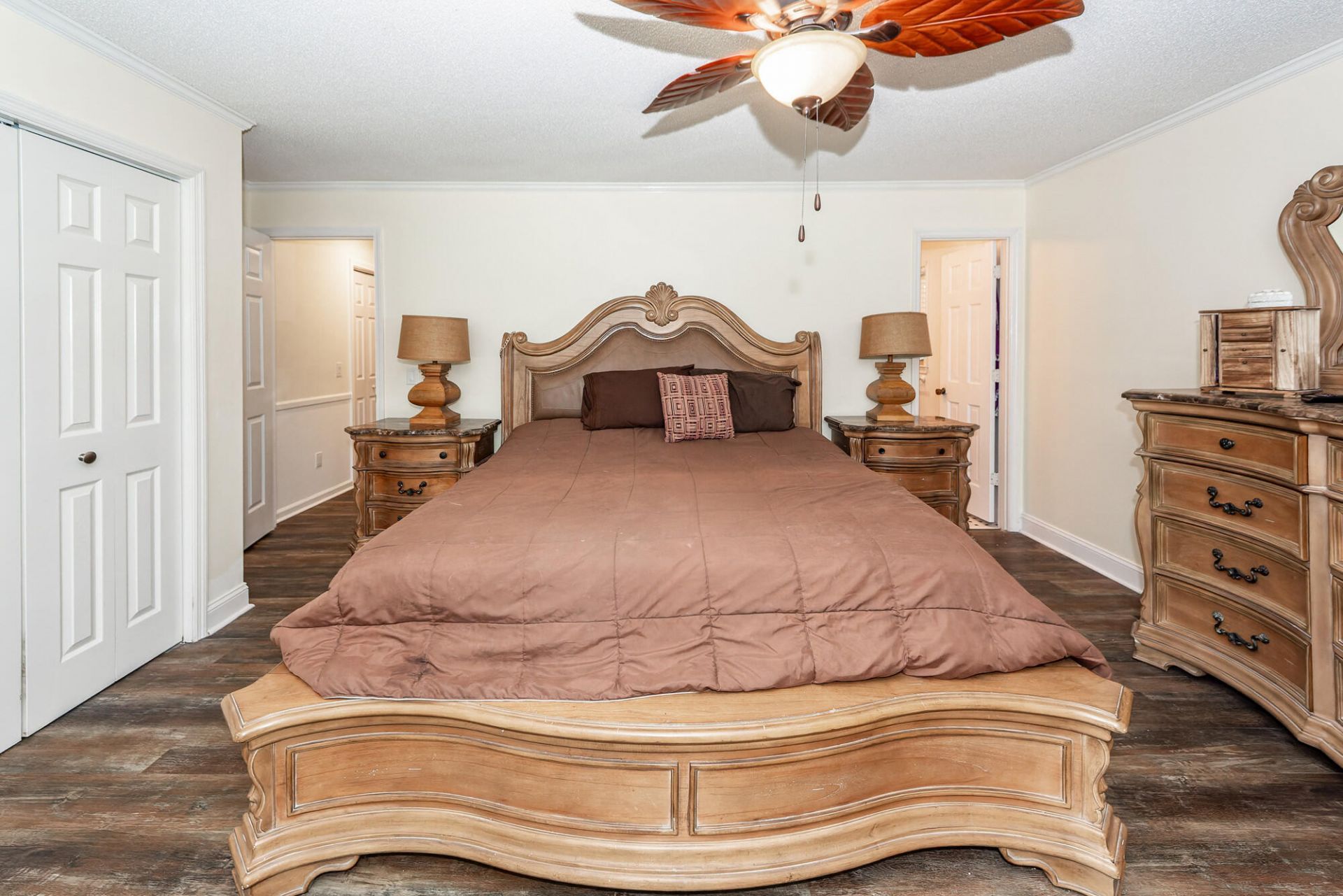 313 Fairington Drive Photo 41