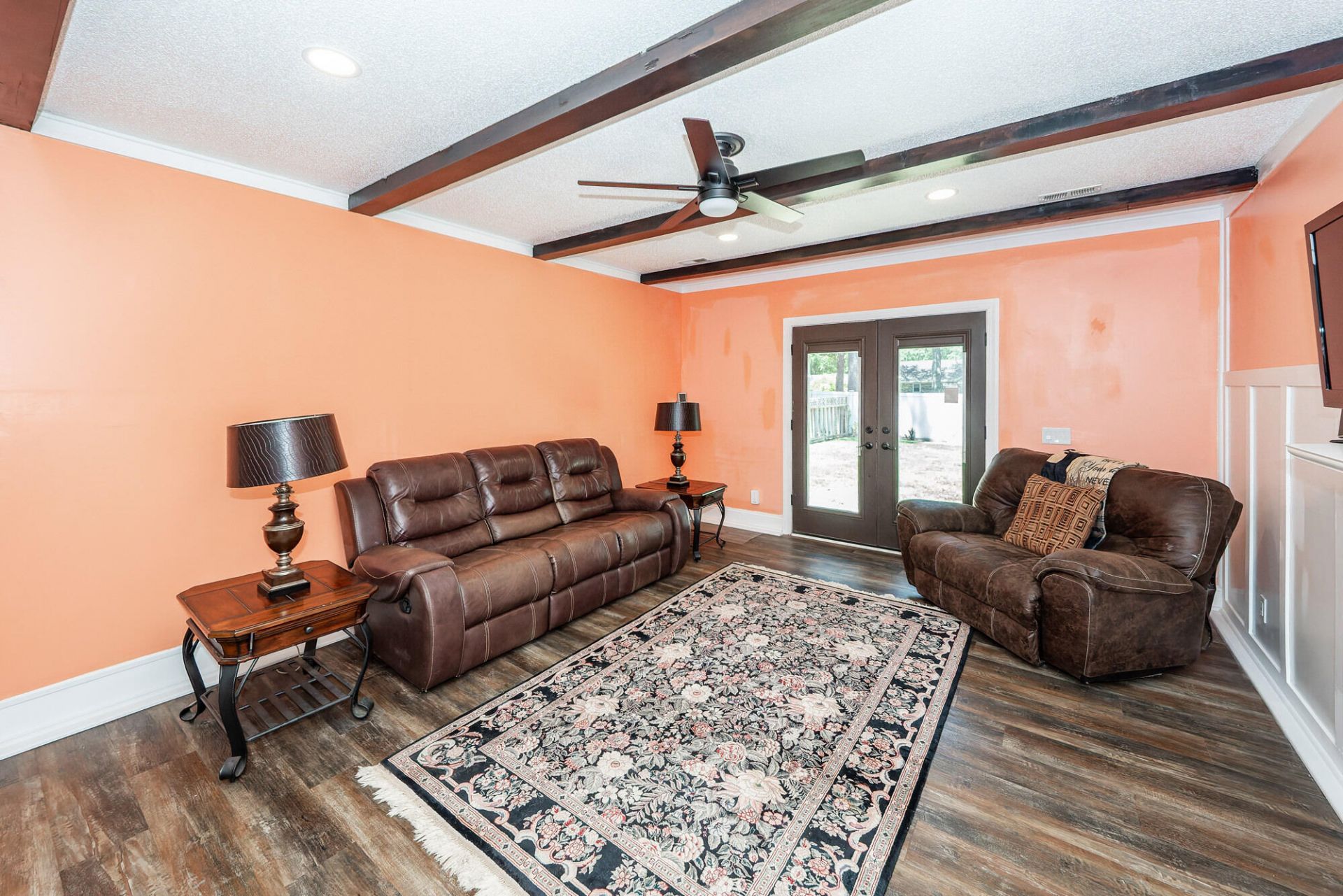 313 Fairington Drive Photo 9