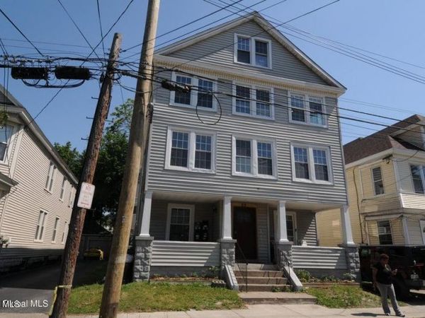 23 Hawk Street, Schenectady, NY 12307