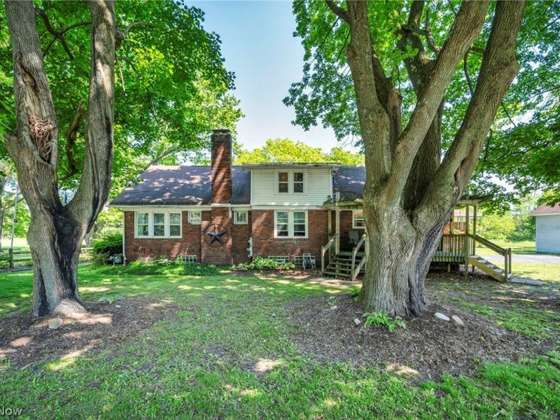 1539 Greensburg Road, Uniontown, OH 44685 Photo 1