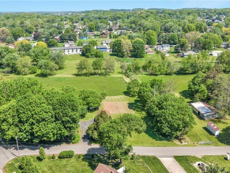 1539 Greensburg Road, Uniontown, OH 44685 Photo 11