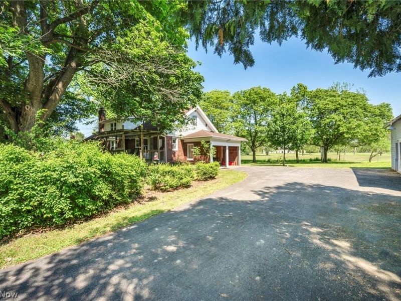 1539 Greensburg Road, Uniontown, OH 44685 Photo 2