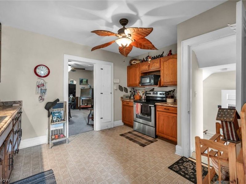 1539 Greensburg Road, Uniontown, OH 44685 Photo 21