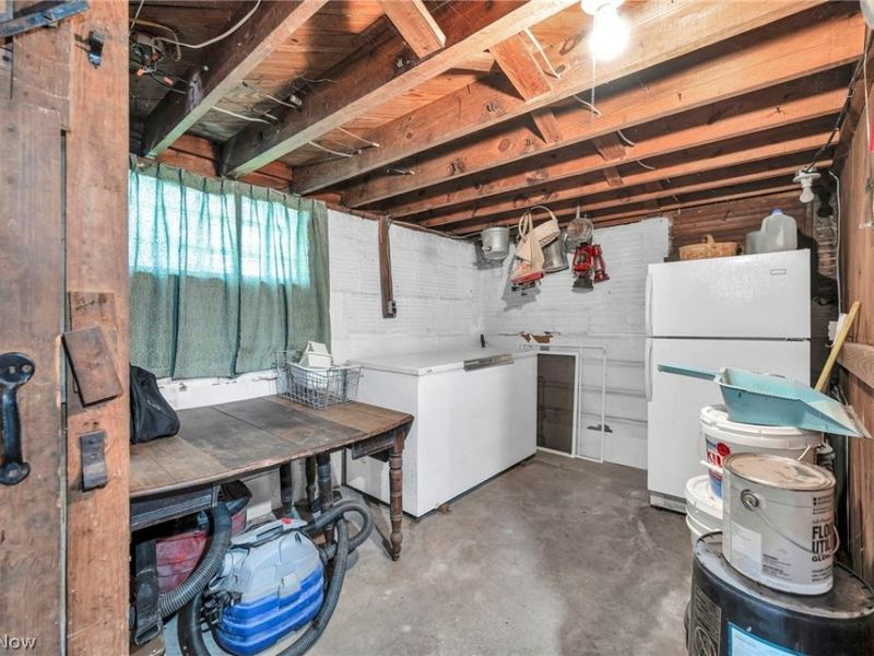 1539 Greensburg Road, Uniontown, OH 44685 Photo 36