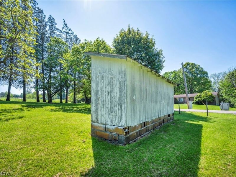 1539 Greensburg Road, Uniontown, OH 44685 Photo 48