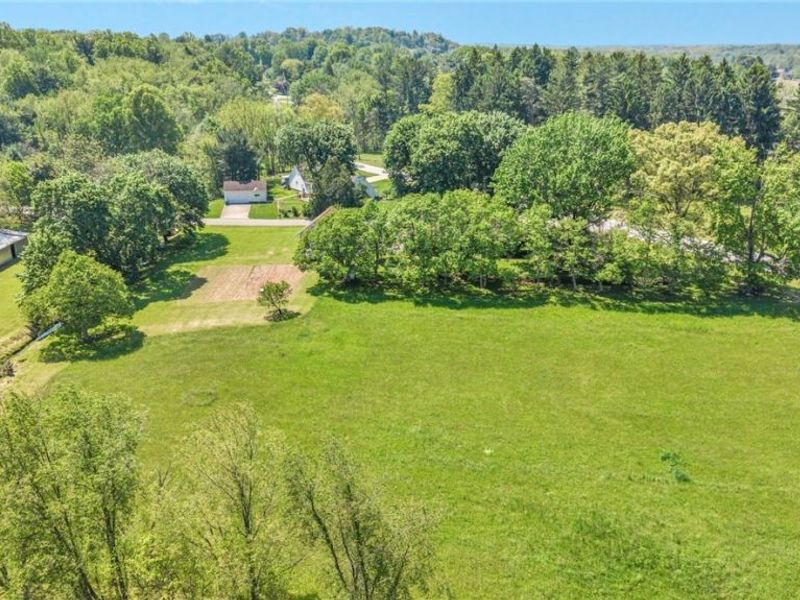 1539 Greensburg Road, Uniontown, OH 44685 Photo 7