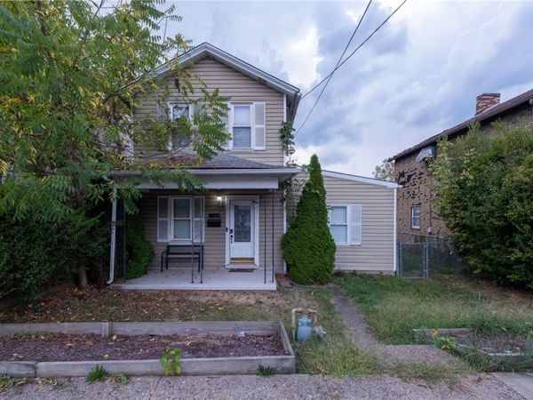 1618 W Railroad St, Carnegie, PA 15106