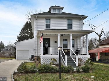 206 WOOD STREET, HATBORO, PA 19040