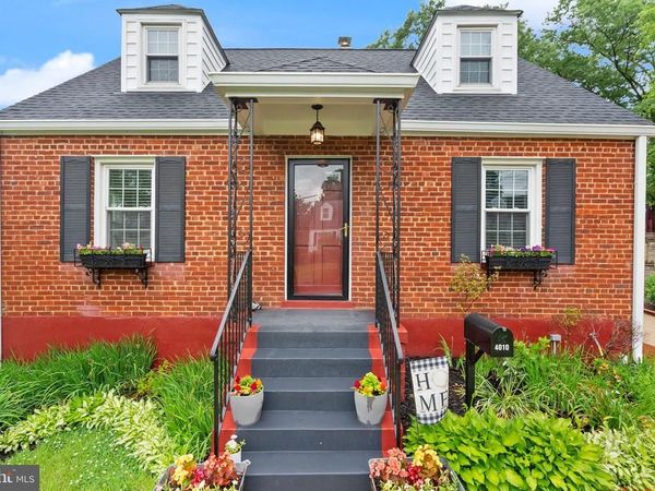 4010 74TH PLACE, HYATTSVILLE, MD 20784