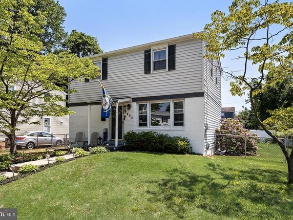 7458 COLLINS AVENUE, PENNSAUKEN, NJ 08109