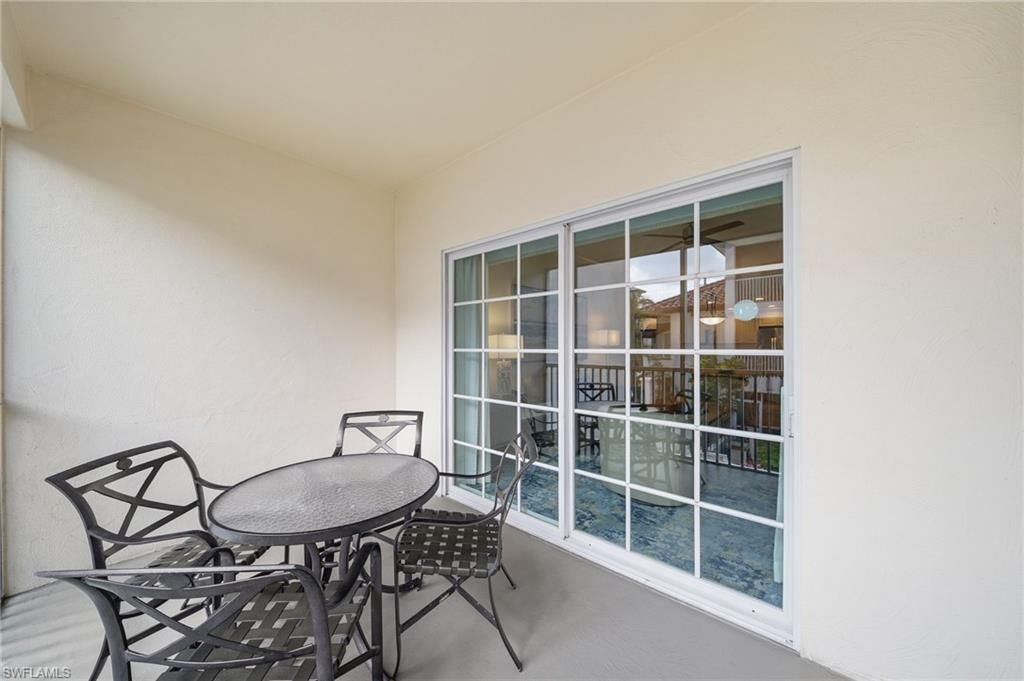 221 9th St S, Unit 206, Naples, FL 34102 Photo