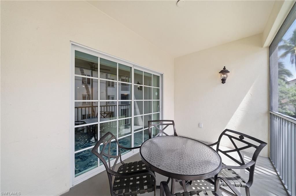 221 9th St S, Unit 206, Naples, FL 34102 Photo