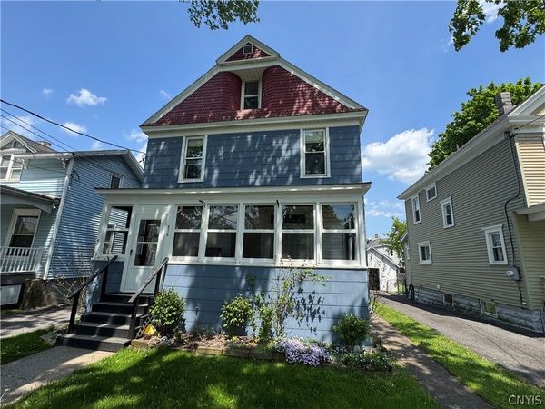 316 Washington Avenue , Oneida, NY 13421