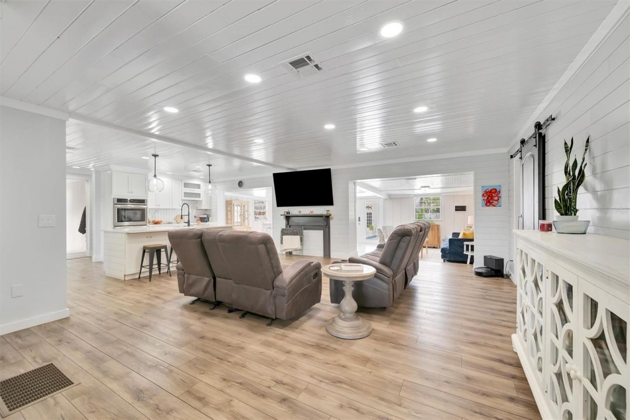 812 59th Street Nw, Bradenton, FL 34209 Photo
